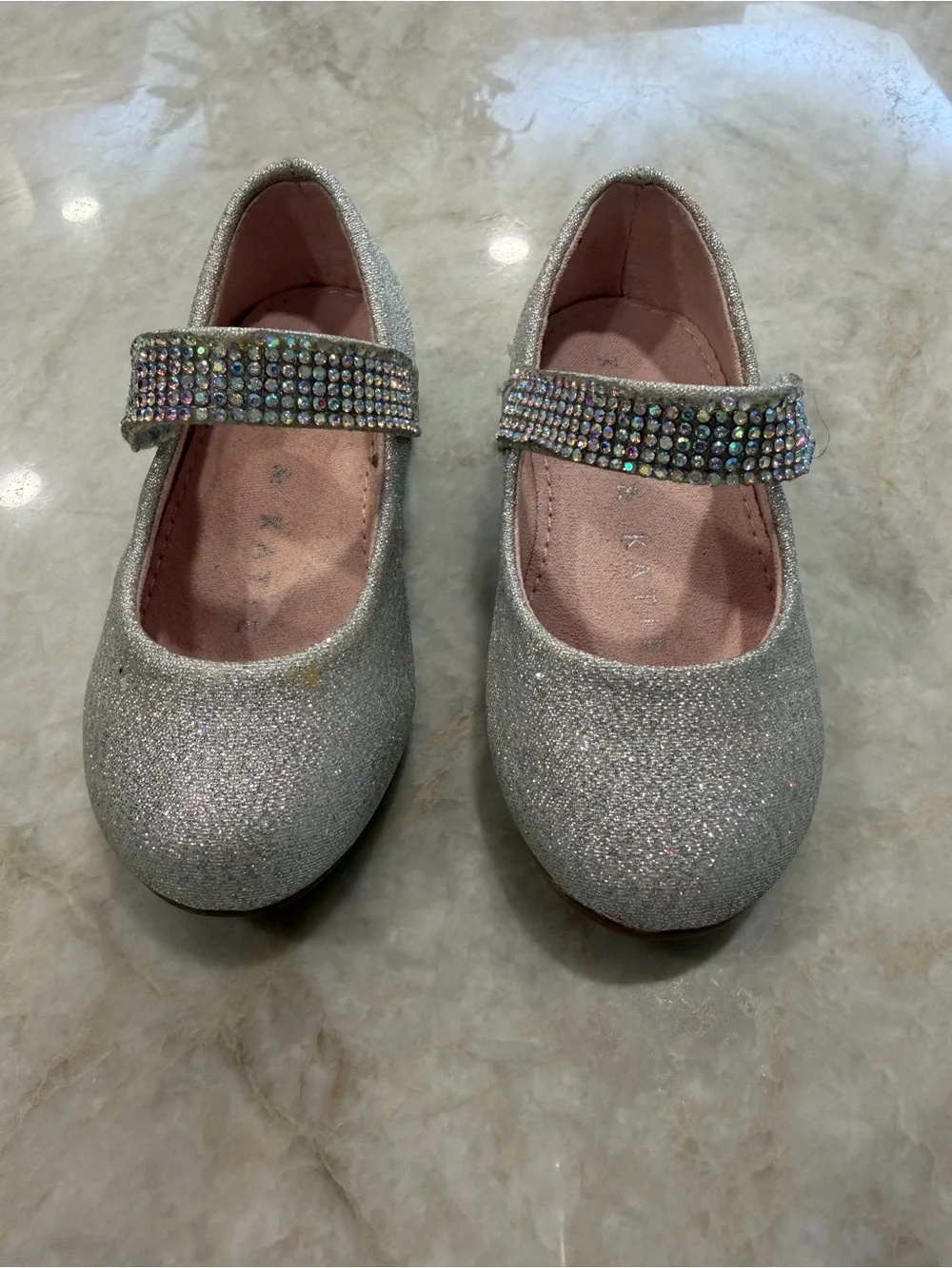Kelly & Katie SILVIA silver glitter Mary Jane shoes rhinestone strap size 5